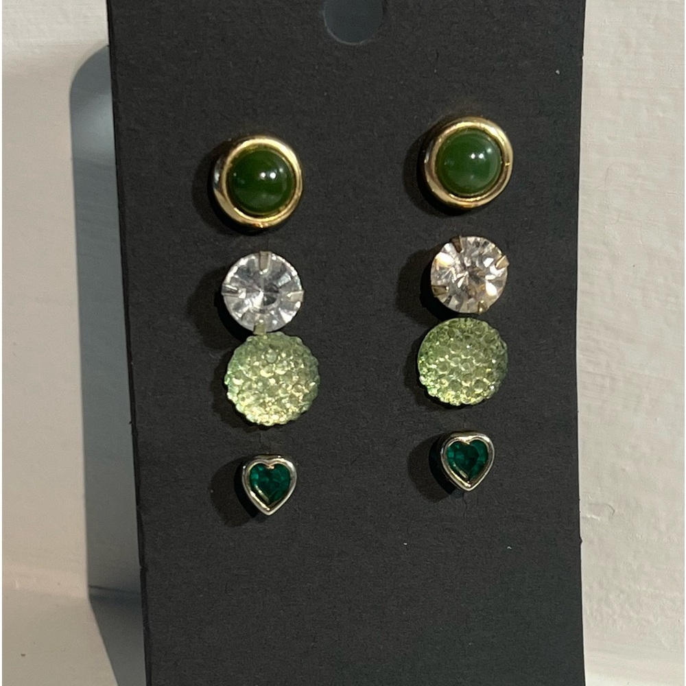 Green sparkle stud bundle